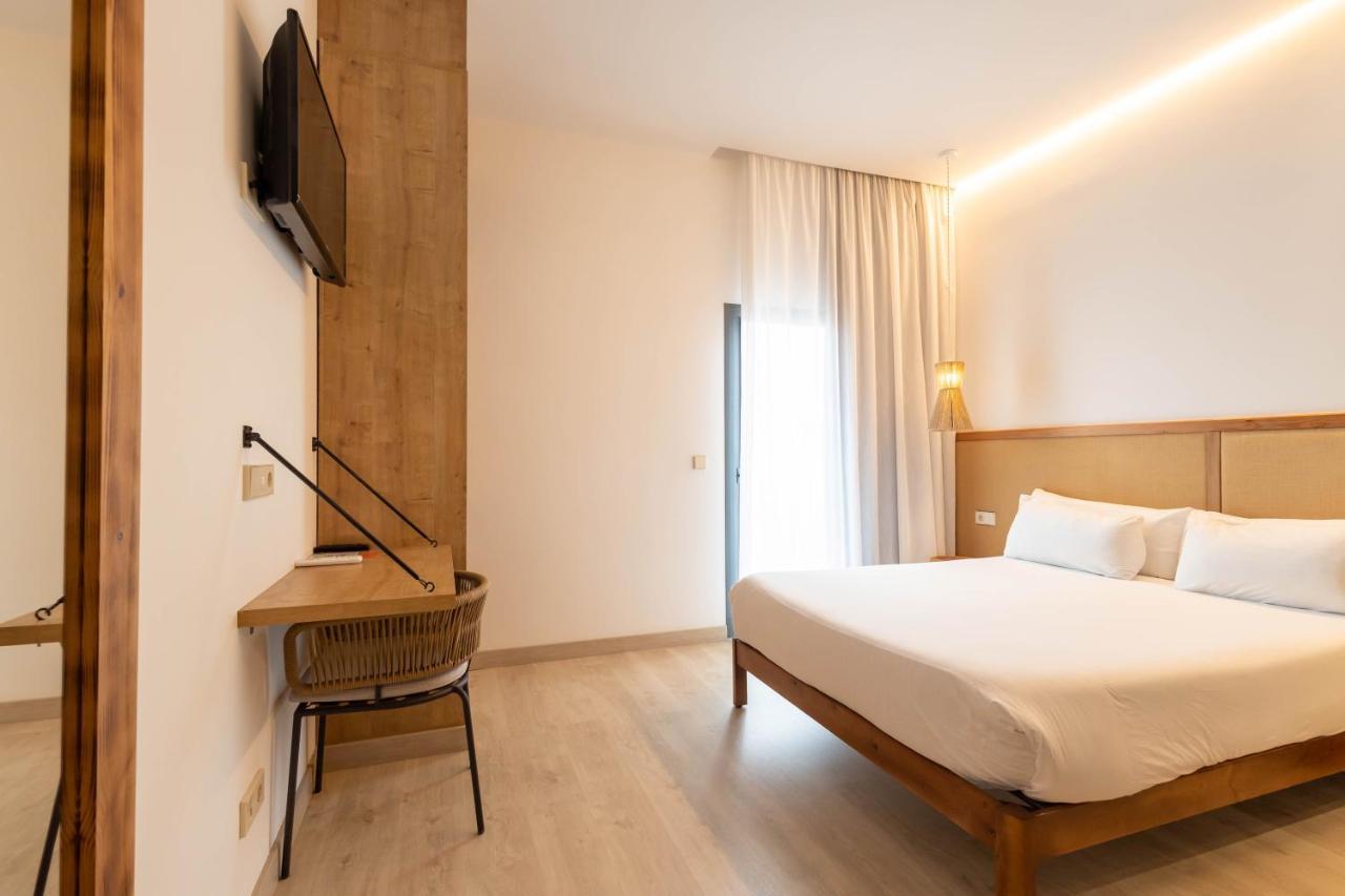 Play Hotel Ibiza - Adults Only Eksteriør bilde